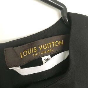 Louis Vuitton 3/4 Sleeve top